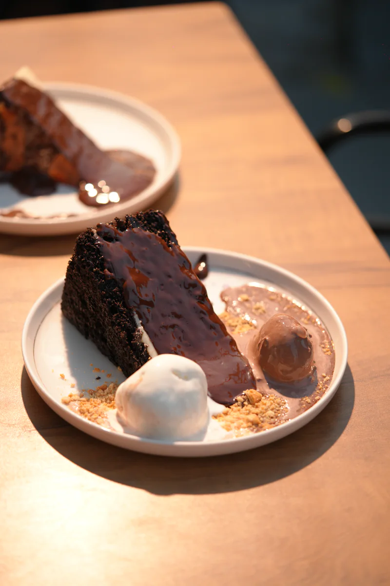 Chocolate raclette slice with ice cream
